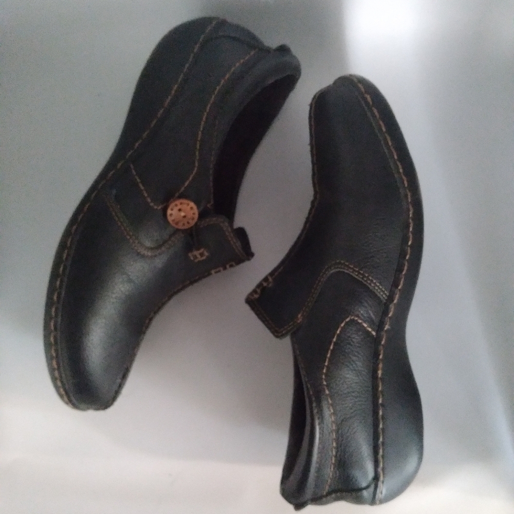 Clarks Ashland Black Leather Loop Split Toe Loafe… - image 6